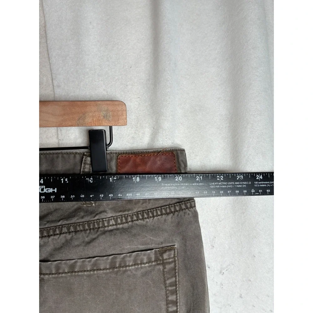 Dockers D3 Classic Fit Mens Pants‎ 42x30 Olive Drab Brown Cotton Chino Trousers